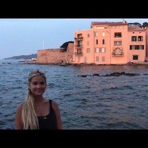 Meet your Posher, Hanna